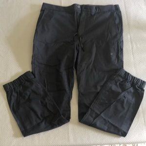 Mack Weldon men’s joggers